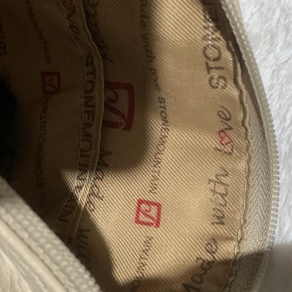 Stone Mountain Women's Crossbody Handbag New - Picture 10 of 12